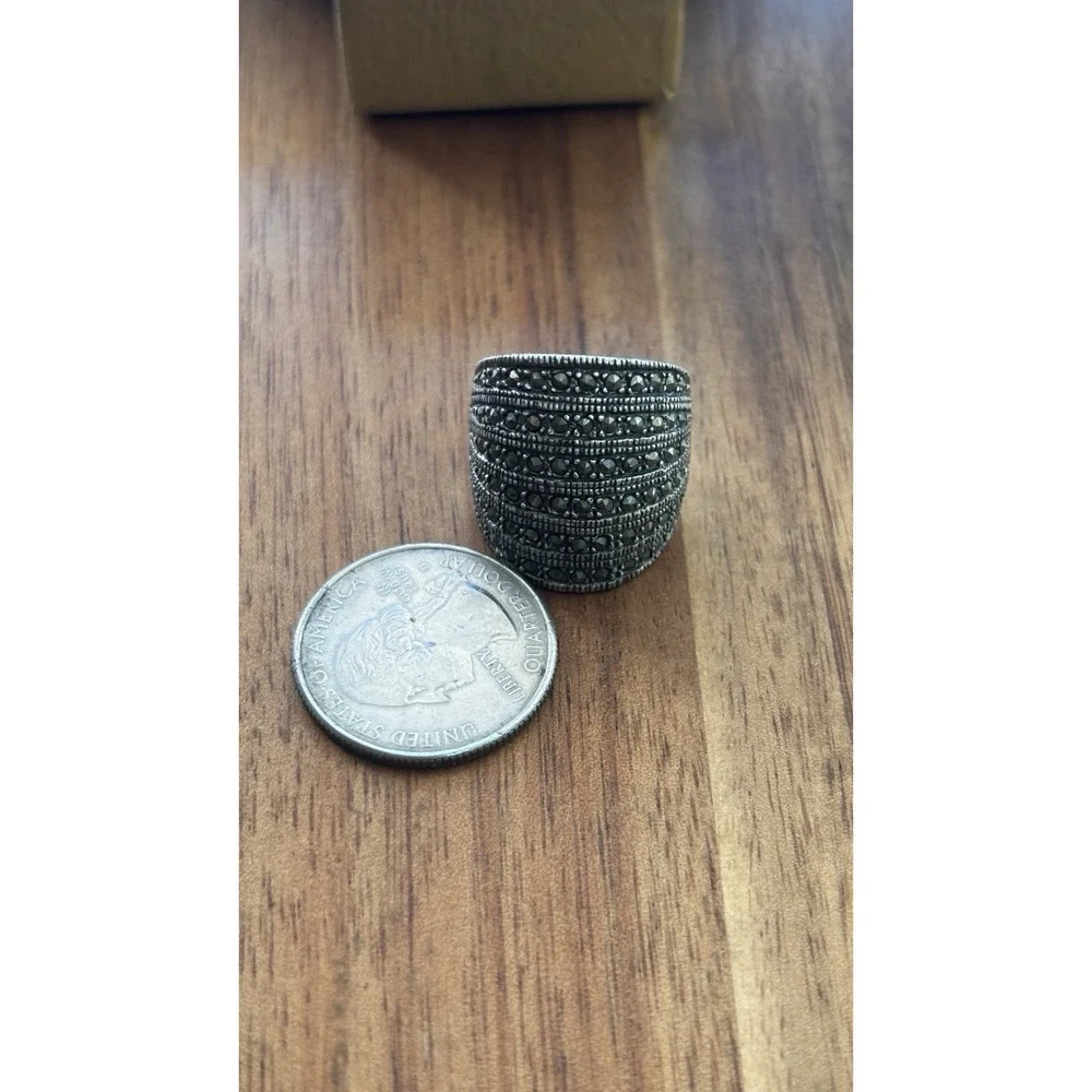 VINTAGE STERLING SILVER 925  MARCASITE RING  9.5 Grams Size 7.25